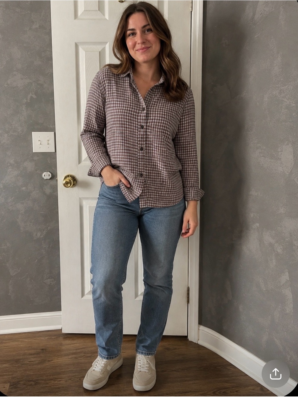 Gap Women’s Medium Maroon Gray Gingham Plaid Button Down Long Sleeve Shirt